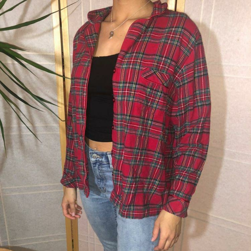 Plaid button down long sleeve shirt